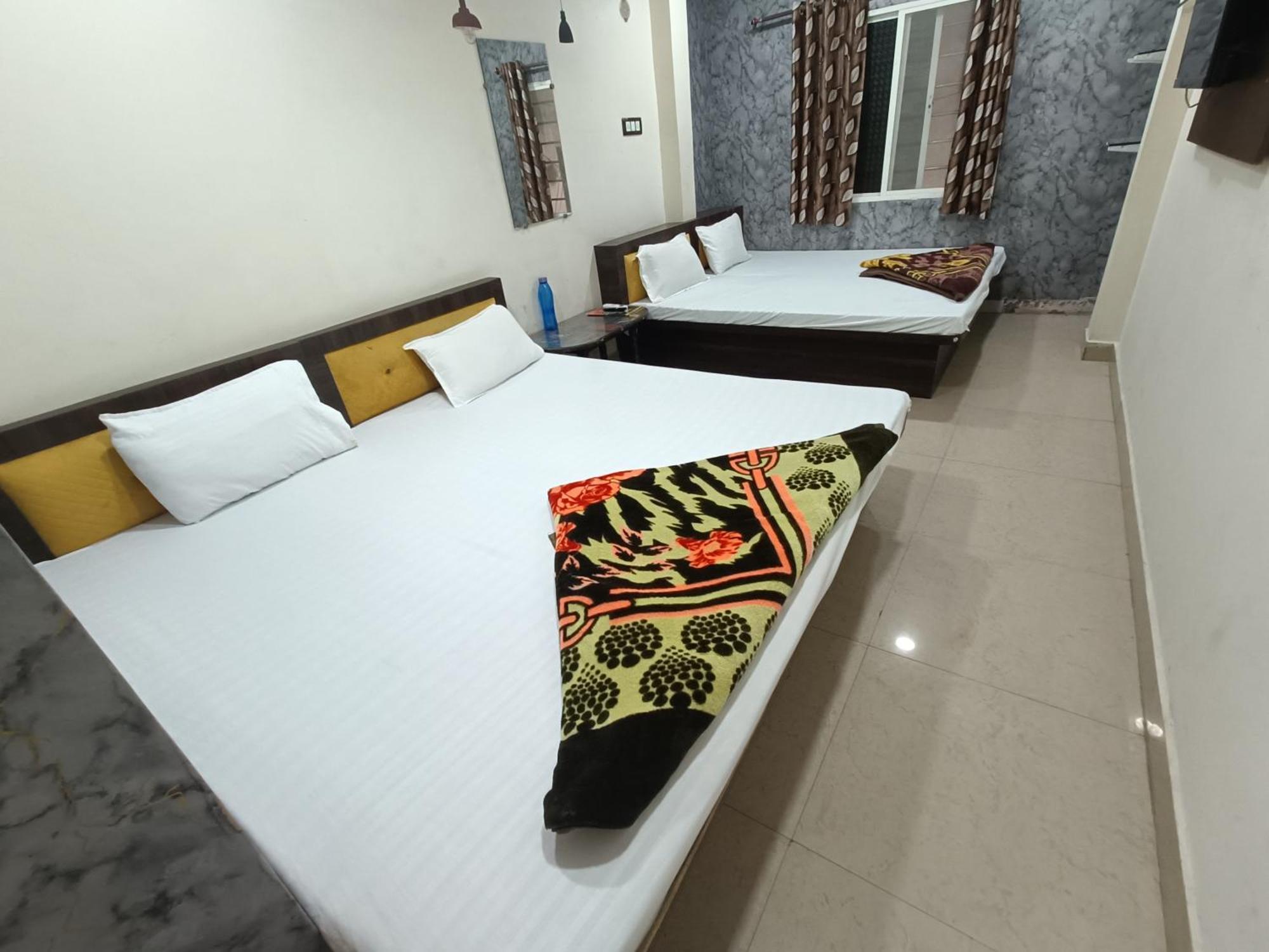 Ginger Hotels Ujjain Tower Kshipra Inn-Family Stay Airconditioned Hotel Екстер'єр фото