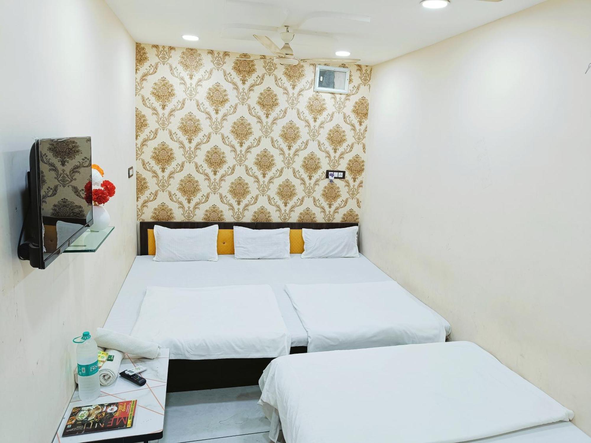 Ginger Hotels Ujjain Tower Kshipra Inn-Family Stay Airconditioned Hotel Екстер'єр фото