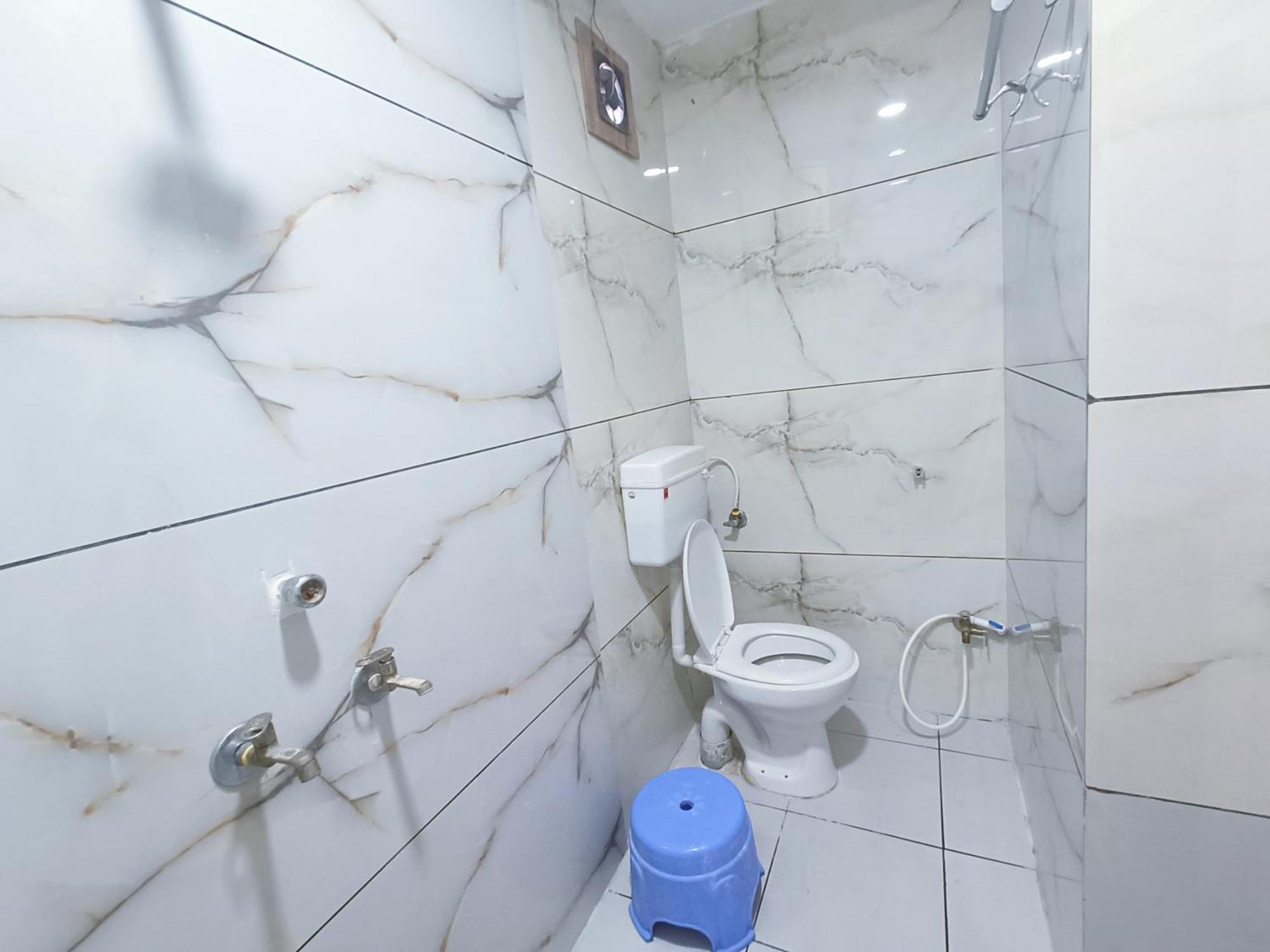 Ginger Hotels Ujjain Tower Kshipra Inn-Family Stay Airconditioned Hotel Екстер'єр фото