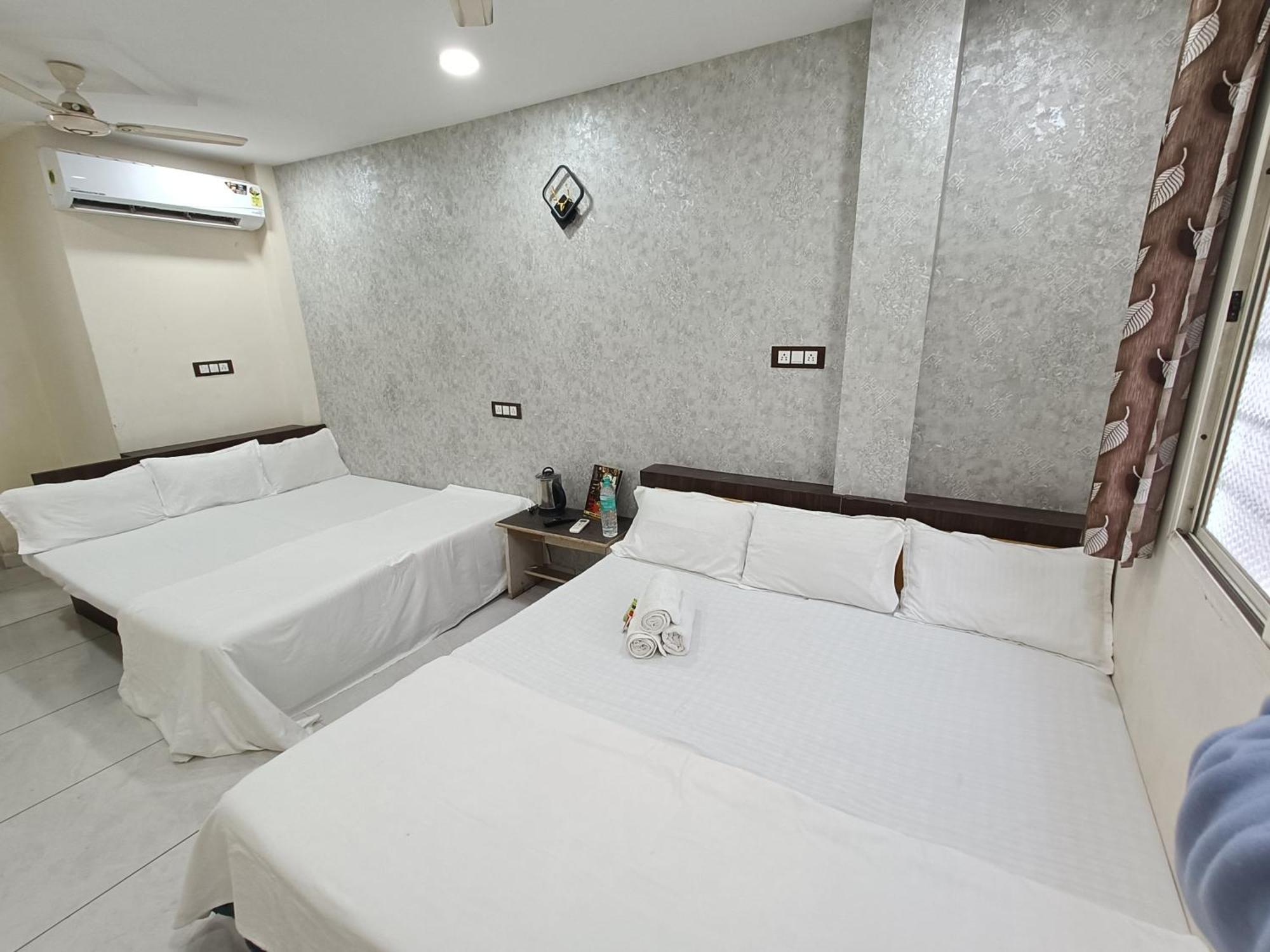 Ginger Hotels Ujjain Tower Kshipra Inn-Family Stay Airconditioned Hotel Екстер'єр фото